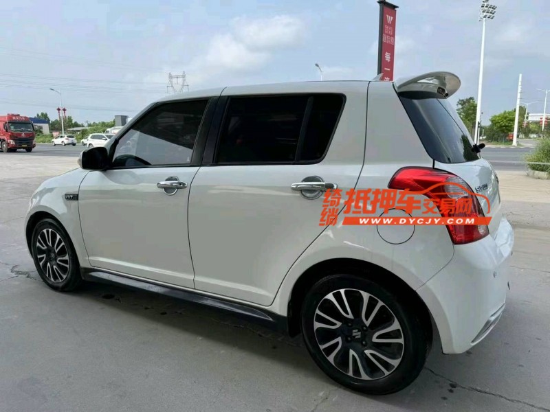 保定14年铃木雨燕5