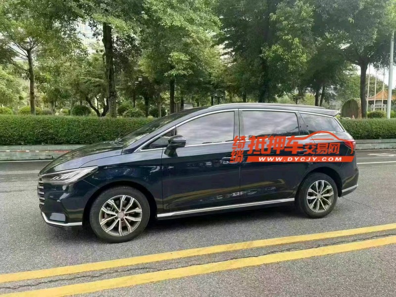 广州21年比亚迪宋MAX3