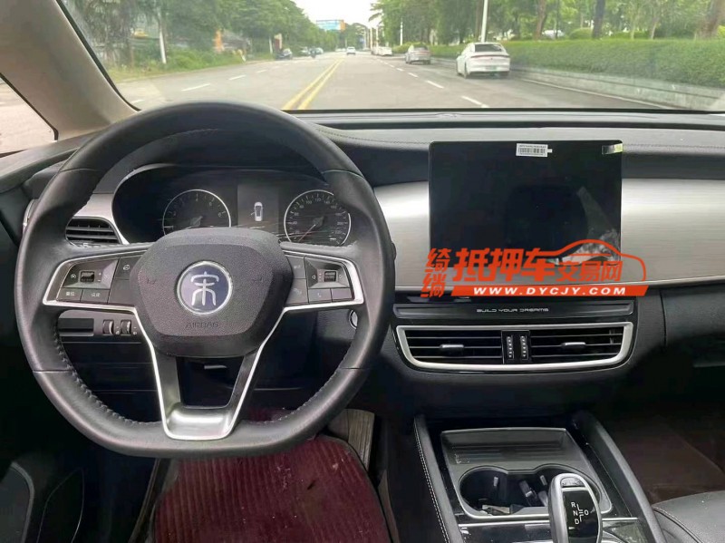 广州21年比亚迪宋MAX6