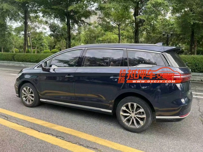 广州21年比亚迪宋MAX8