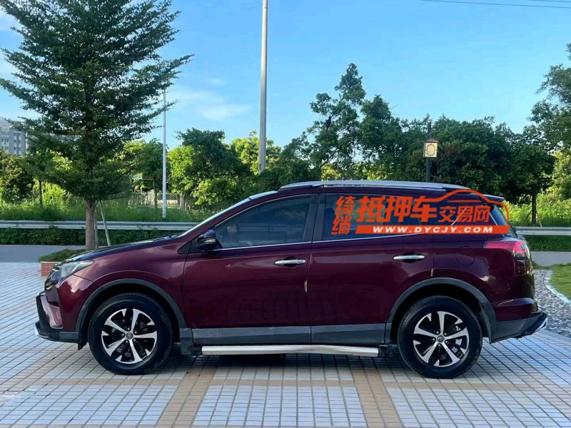 汕头17年丰田RAV4荣放2