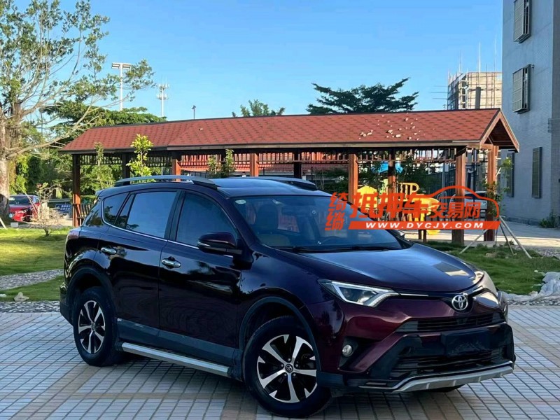 汕头17年丰田RAV4荣放3