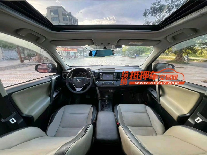 汕头17年丰田RAV4荣放7