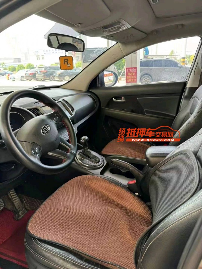 保定15年起亚智跑6