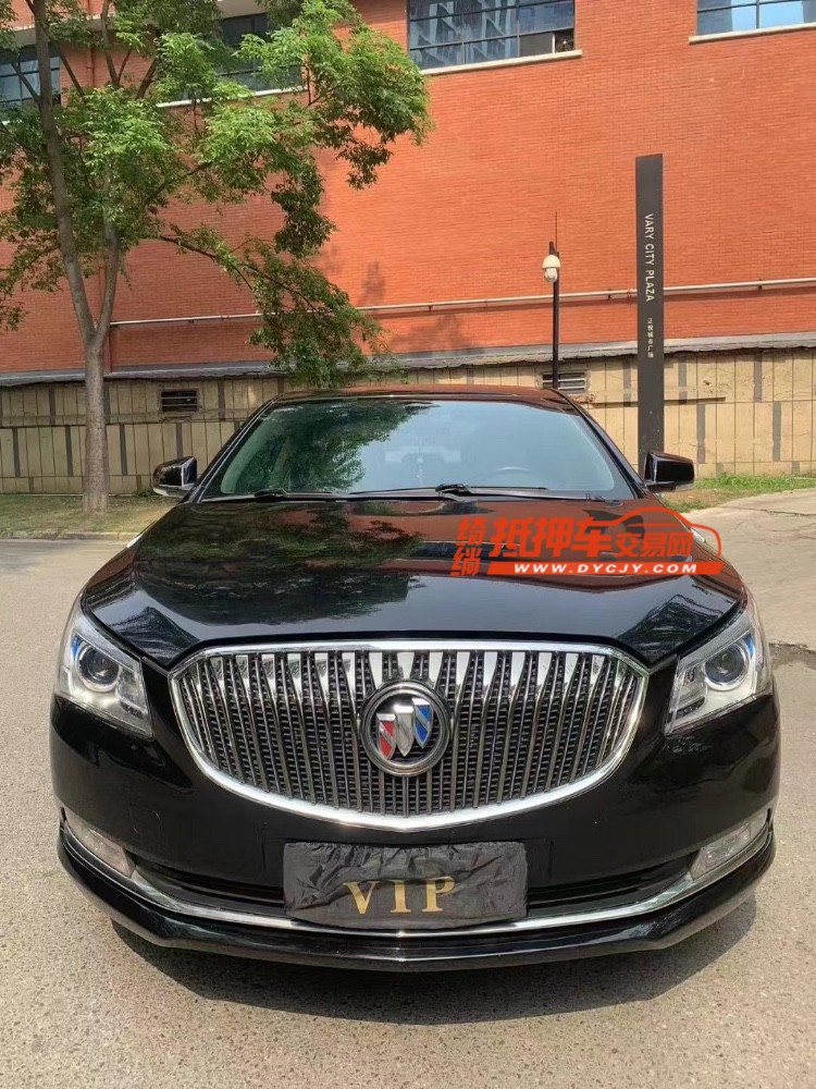 成都15年别克君越1