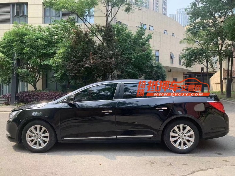 成都15年别克君越3