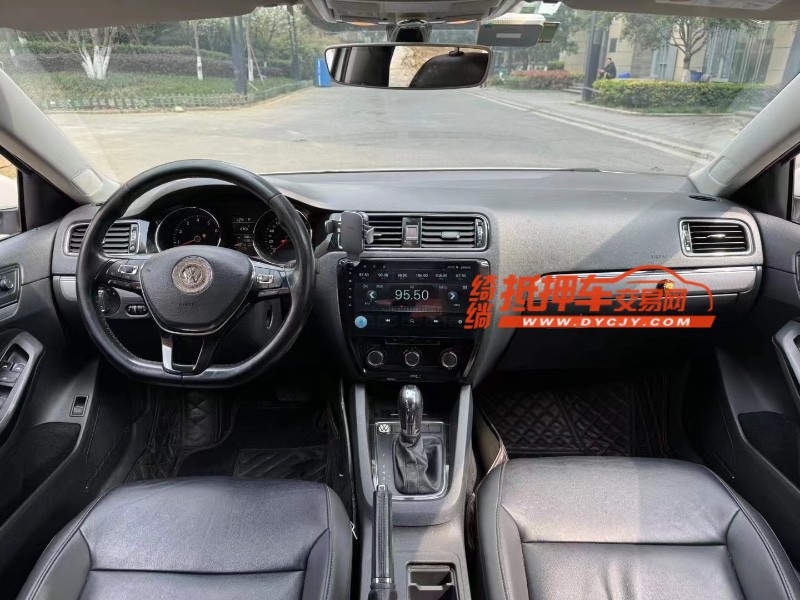 成都18年大众速腾5