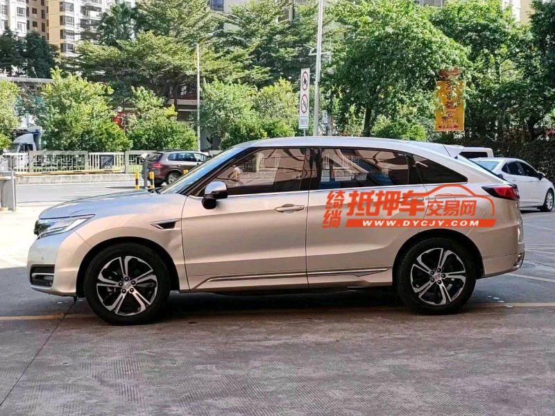 东莞17年本田HRV4