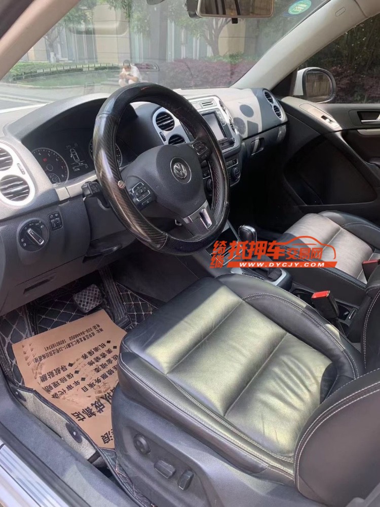 成都19年大众途观4