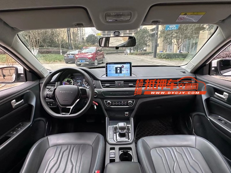 成都23年东风S60EV5