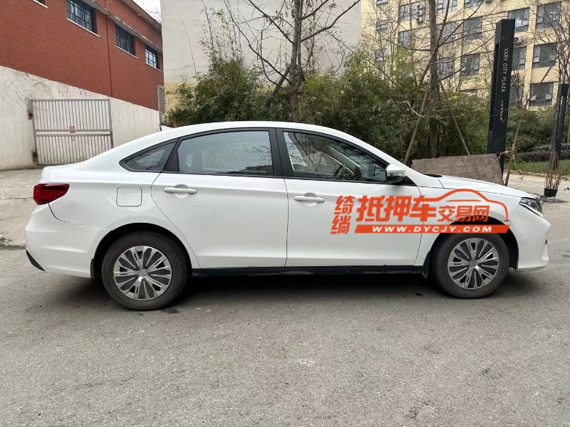 成都23年东风S60EV8