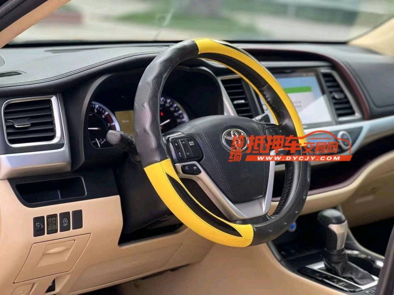 汕头17年丰田汉兰达5