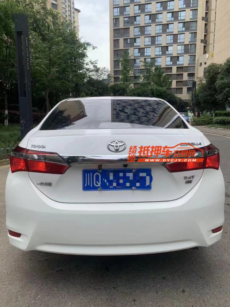 成都18年丰田卡罗拉9