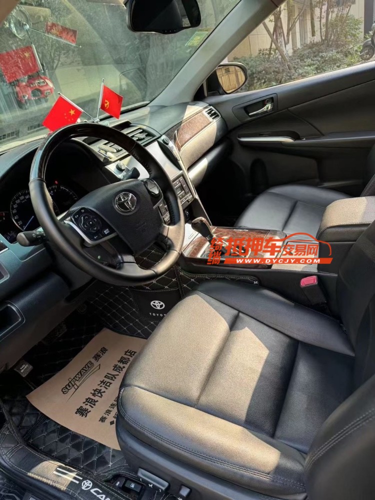 成都17年丰田凯美瑞6