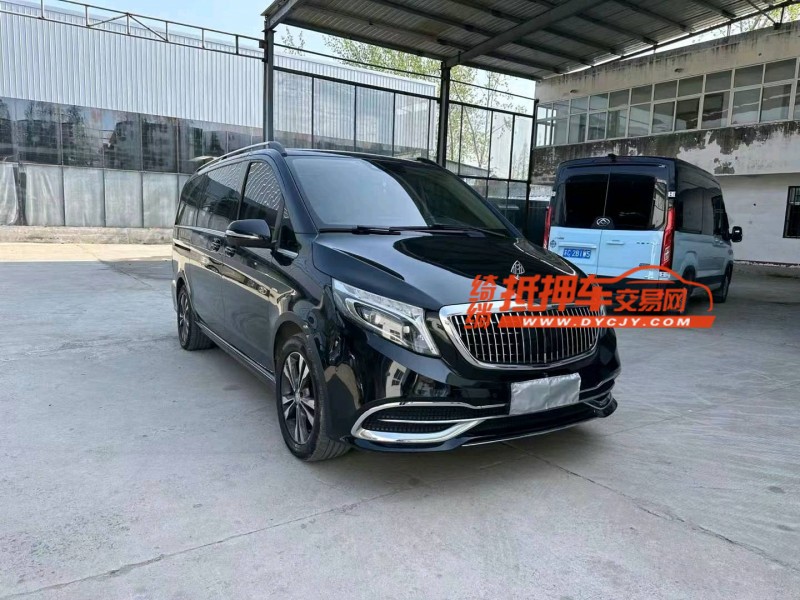 徐州17年奔驰V3
