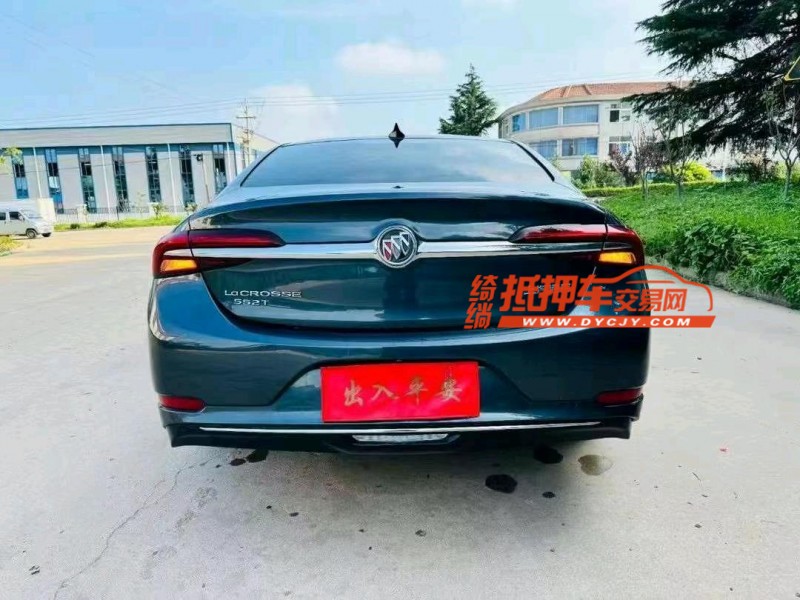 潍坊20年别克君越6