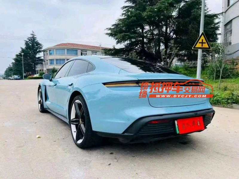 潍坊21年保时捷Taycan4