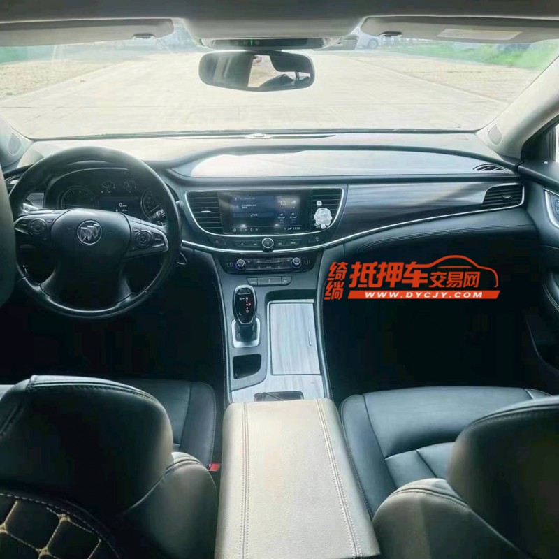 烟台21年别克君越4