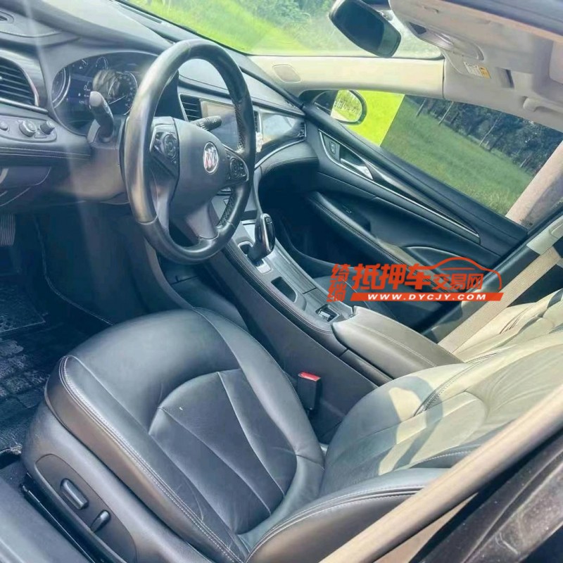 烟台21年别克君越7