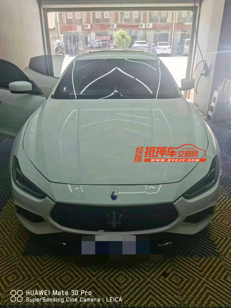 重庆14年玛莎拉蒂Ghibli1