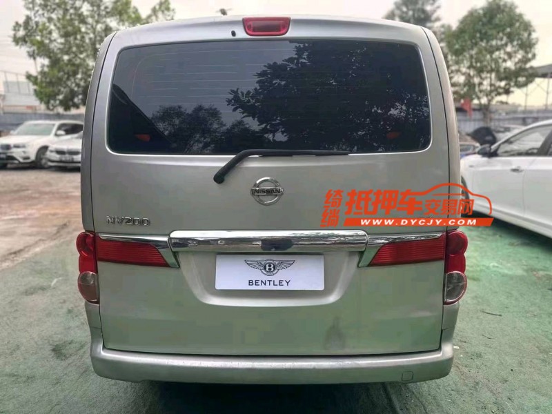 广州13年日产NV2002