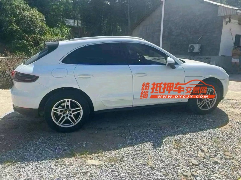 九江15年保時捷Macan8