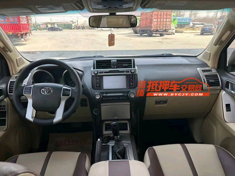 保定15年丰田普拉多6