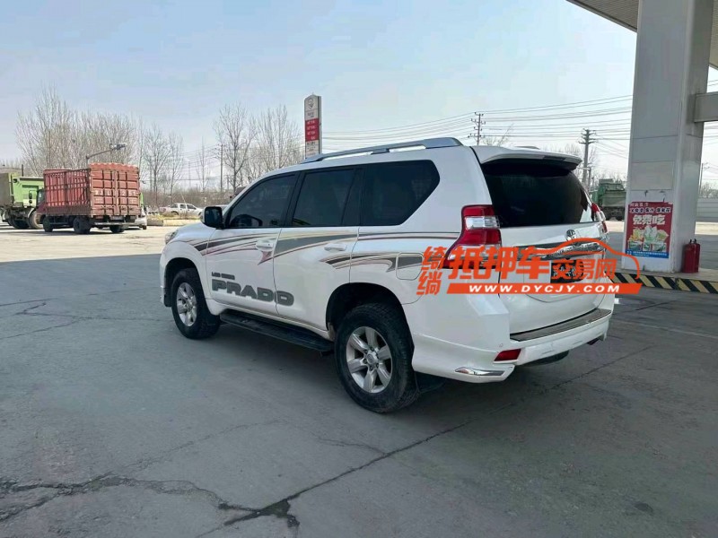 保定15年丰田普拉多8