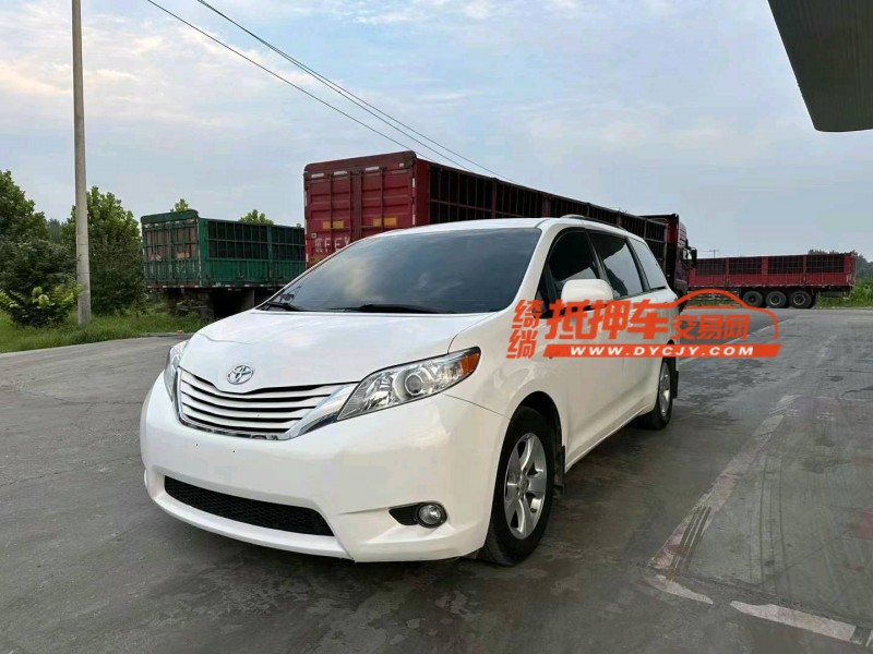 保定18年丰田塞纳3
