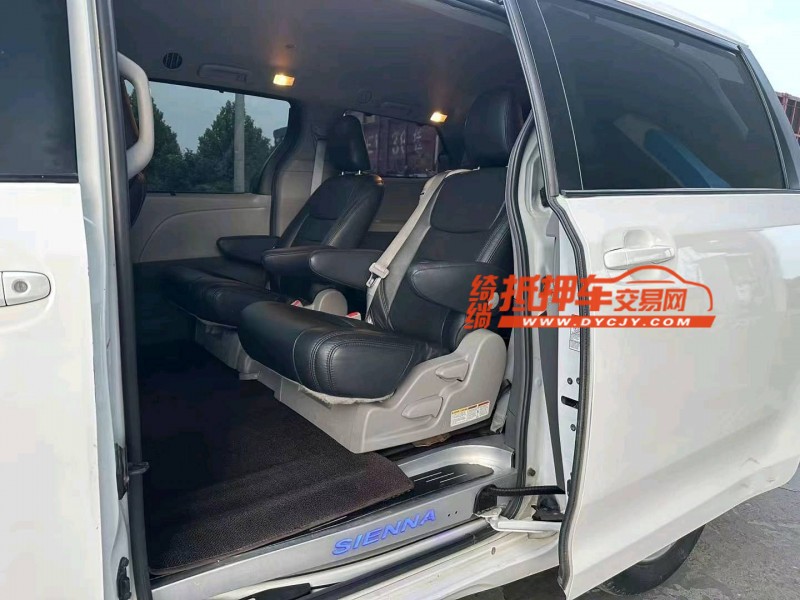 保定18年丰田塞纳6