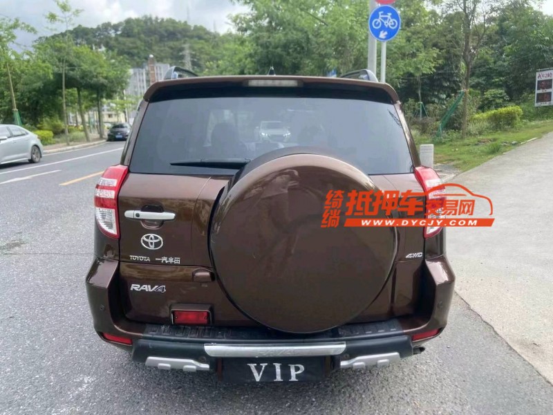 广州12年丰田RAV4荣放4