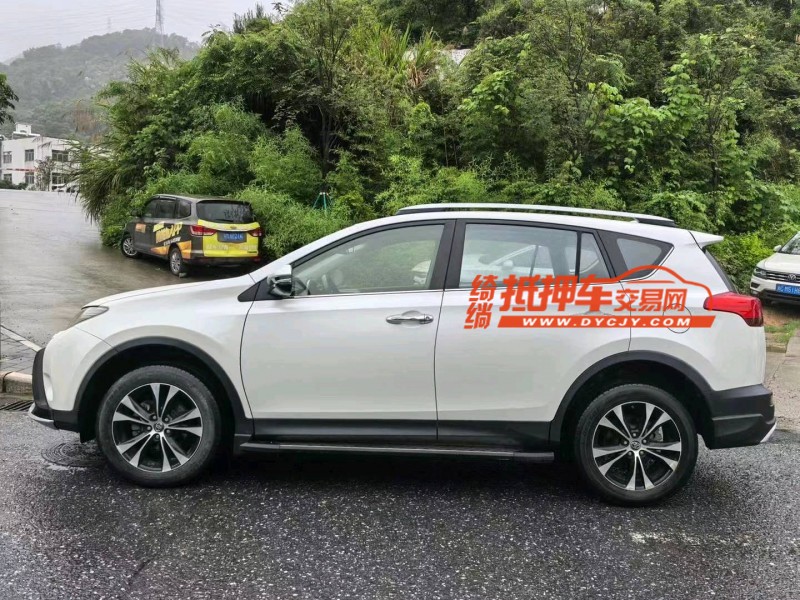 广州15年丰田RAV46