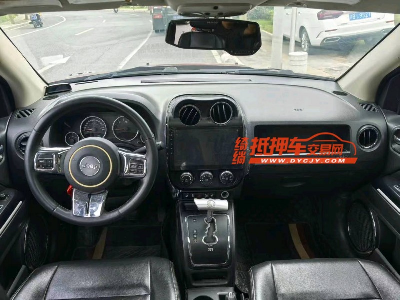 广州12年Jeep指南者8
