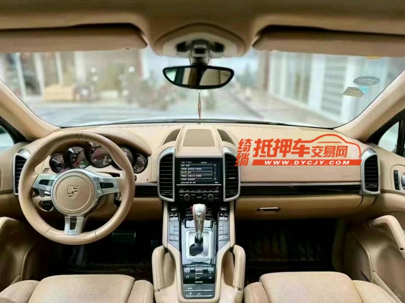 广州13年保时捷卡宴6