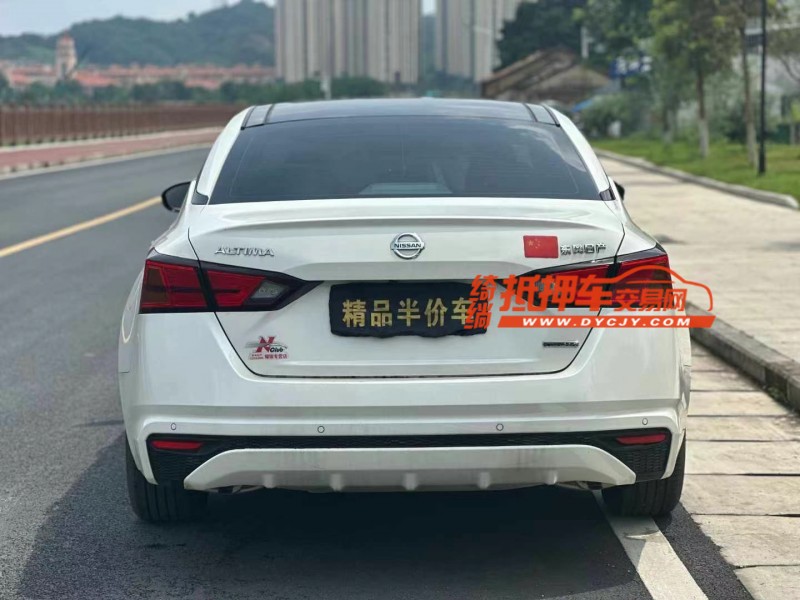 东莞22年日产天籁9