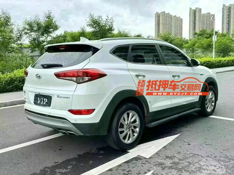 东莞17年现代途胜7
