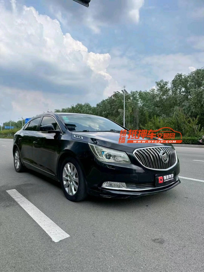 枣庄15年别克君越2