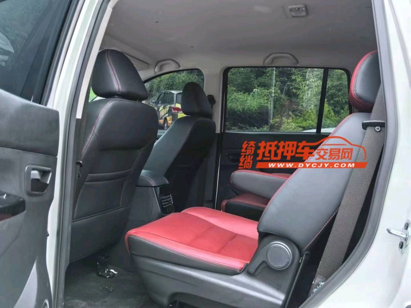 广州23年SWM斯威汽车大虎8