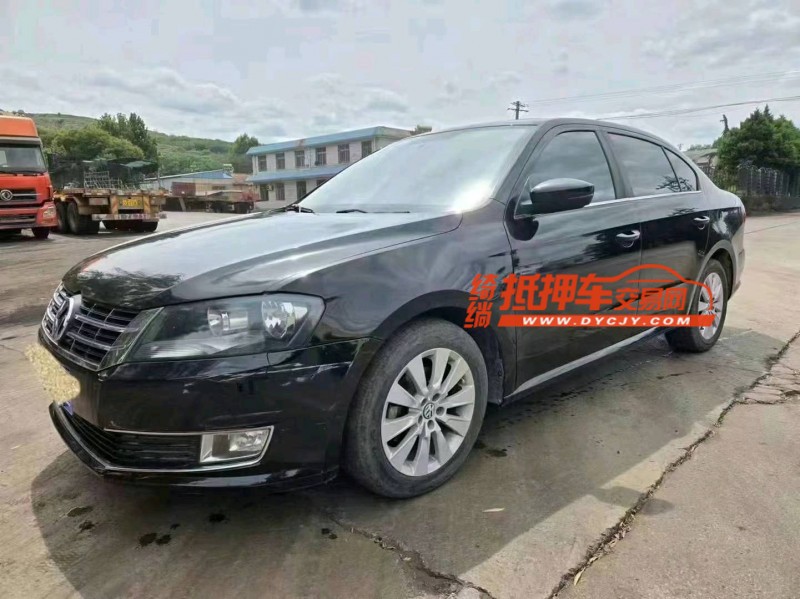 济南16年大众朗逸4