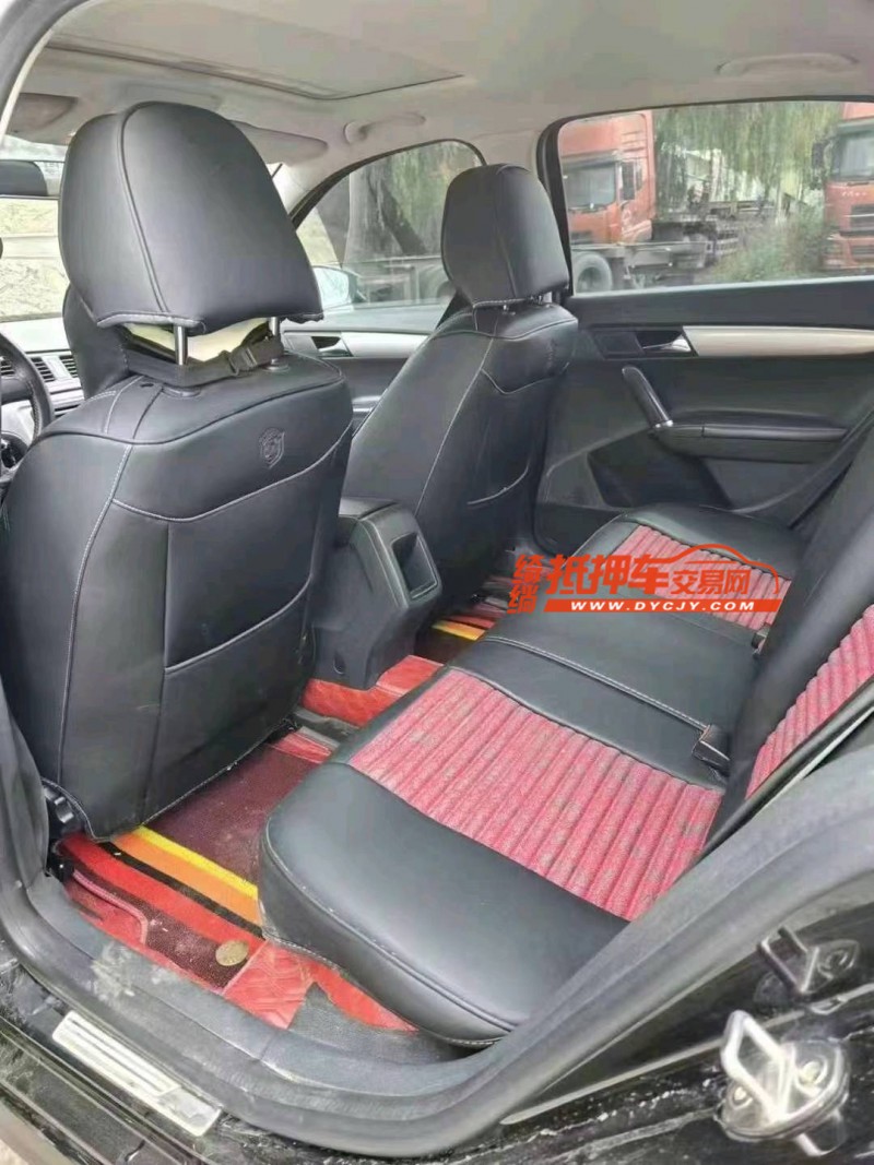 济南16年大众朗逸7