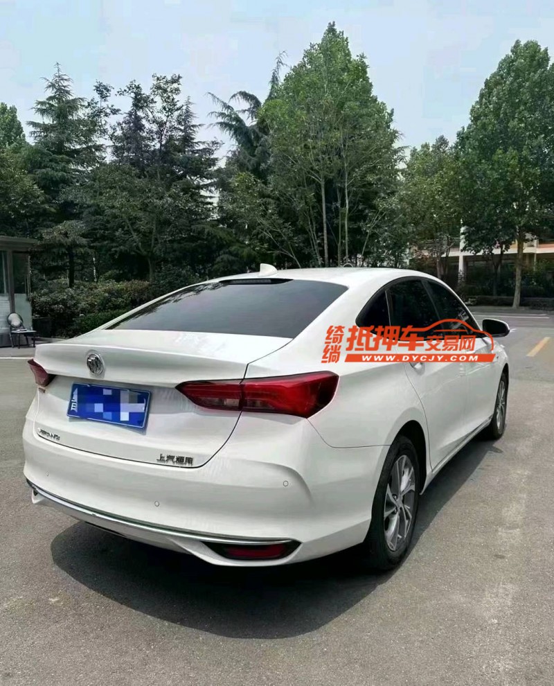 青岛23年别克威朗7