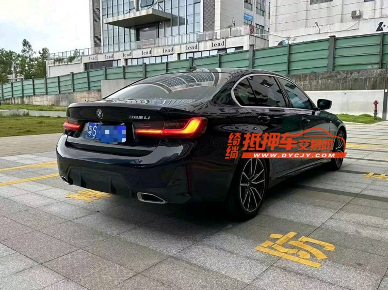 广州23年宝马3系8