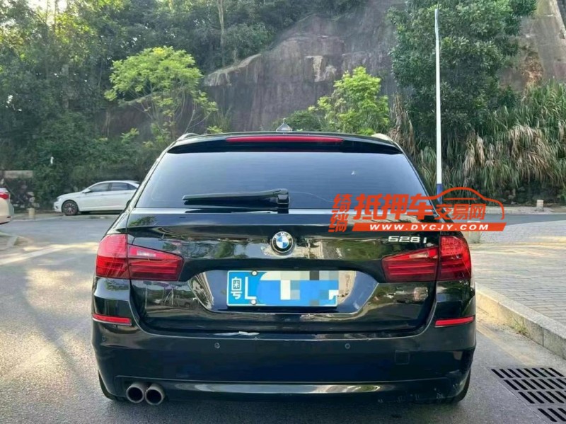 广州16年宝马5系8