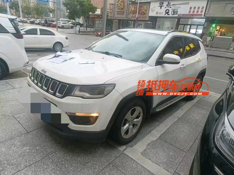 岳陽17年Jeep自由俠2