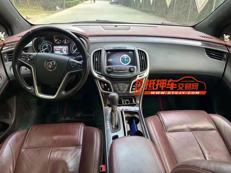 济宁15年别克君越8