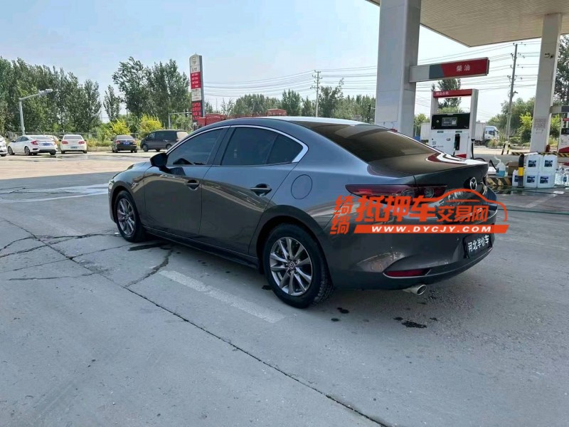 保定21年马自达昂克赛拉8