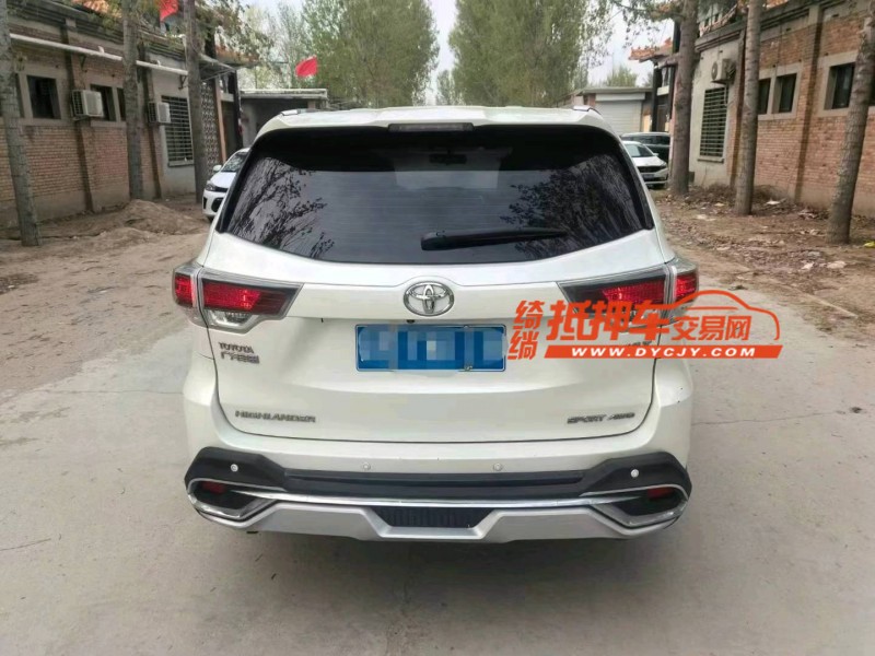 保定17年丰田汉兰达9