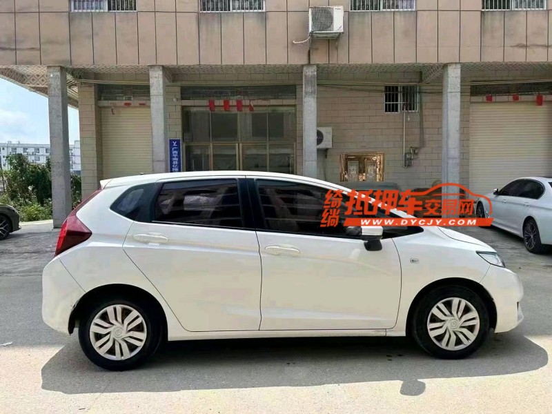 佛山17年本田飞度2