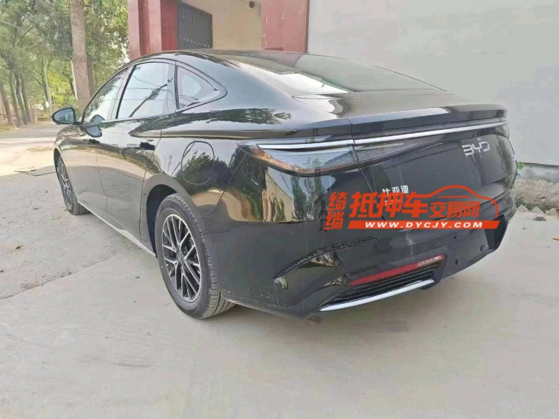 保定24年比亚迪海豹4
