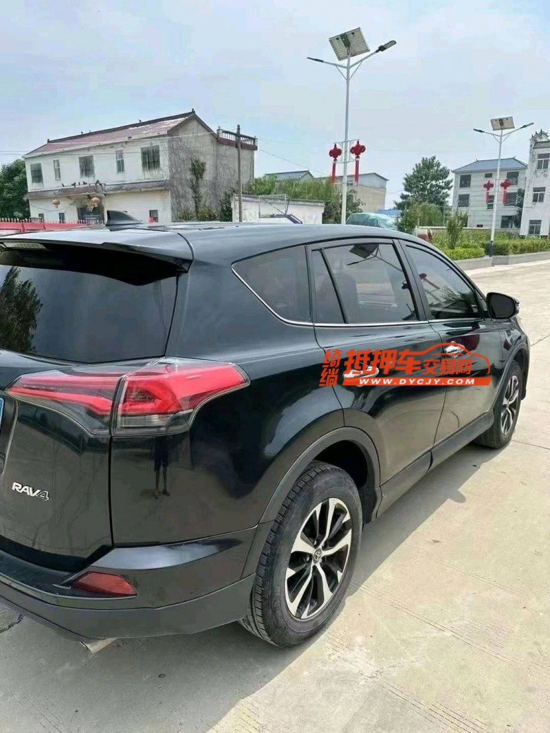 南通18年豐田RAV48